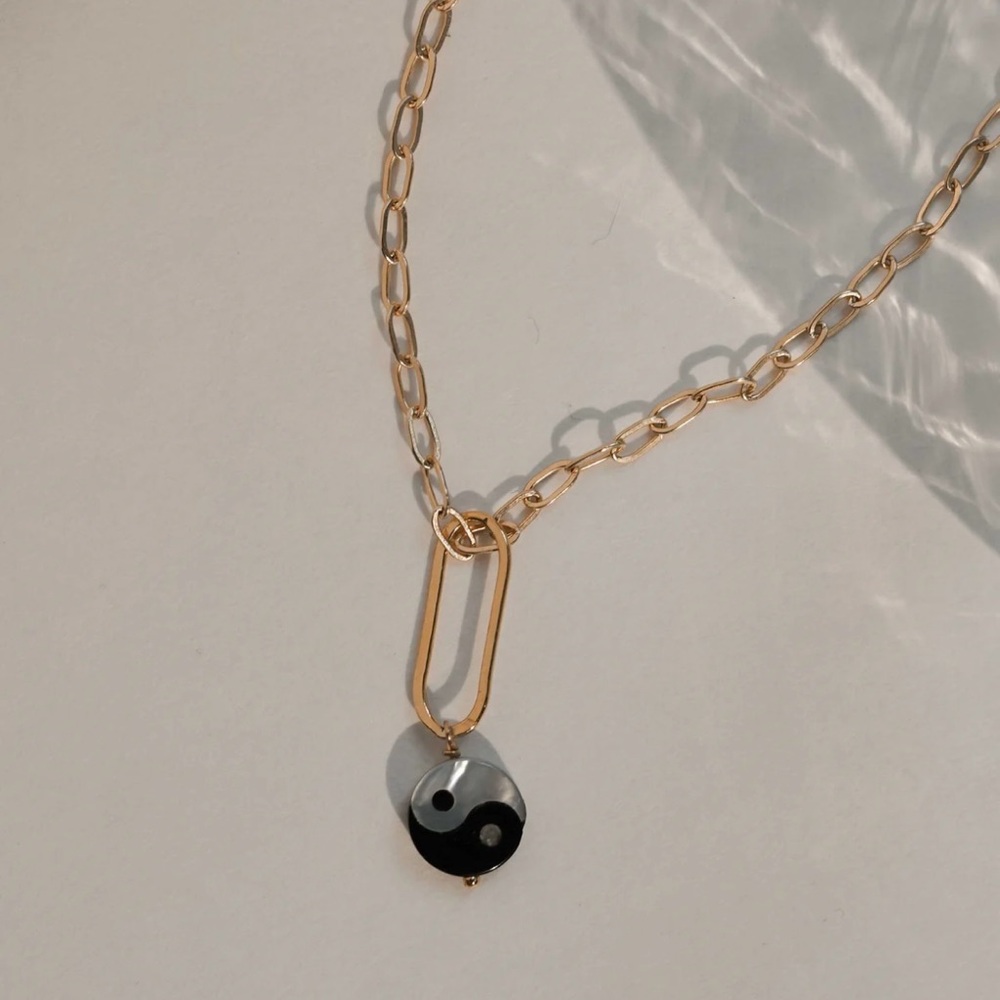 Kozakh 14K Gold Filled Yin Yang Necklace Mother of Pearl Flat Link Cable Chain